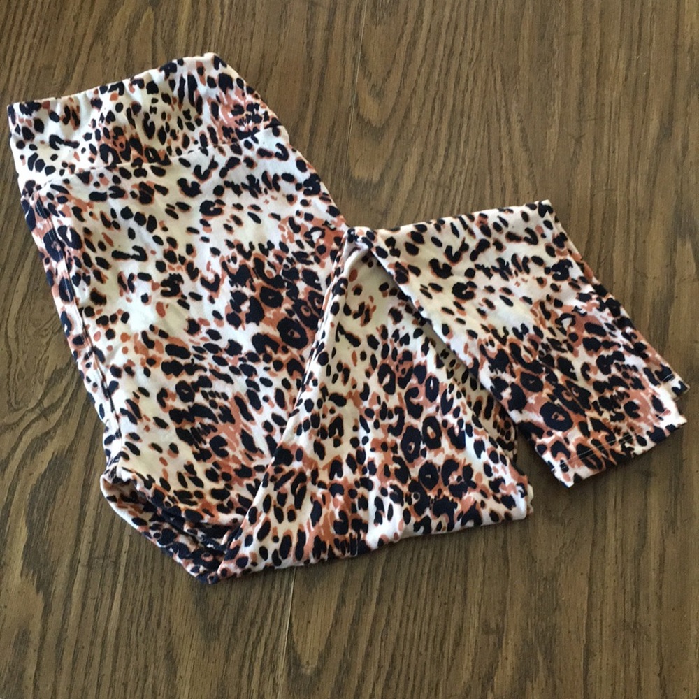 LuLaRoe Tall and Curvy Leggings- Leopard Print!